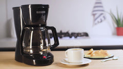 CAFETERA BLACK+DECKER  DE VIDRIO-12 TAZAS