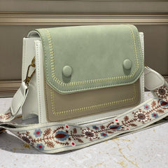 Divina cartera bolso importado Paris color a elección