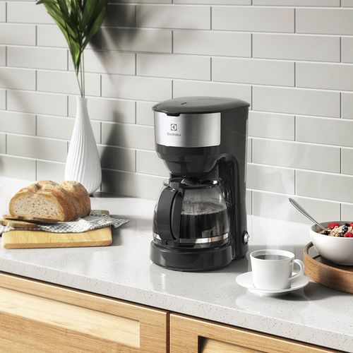 Cafetera  Efficient  800W Negro Electrolux