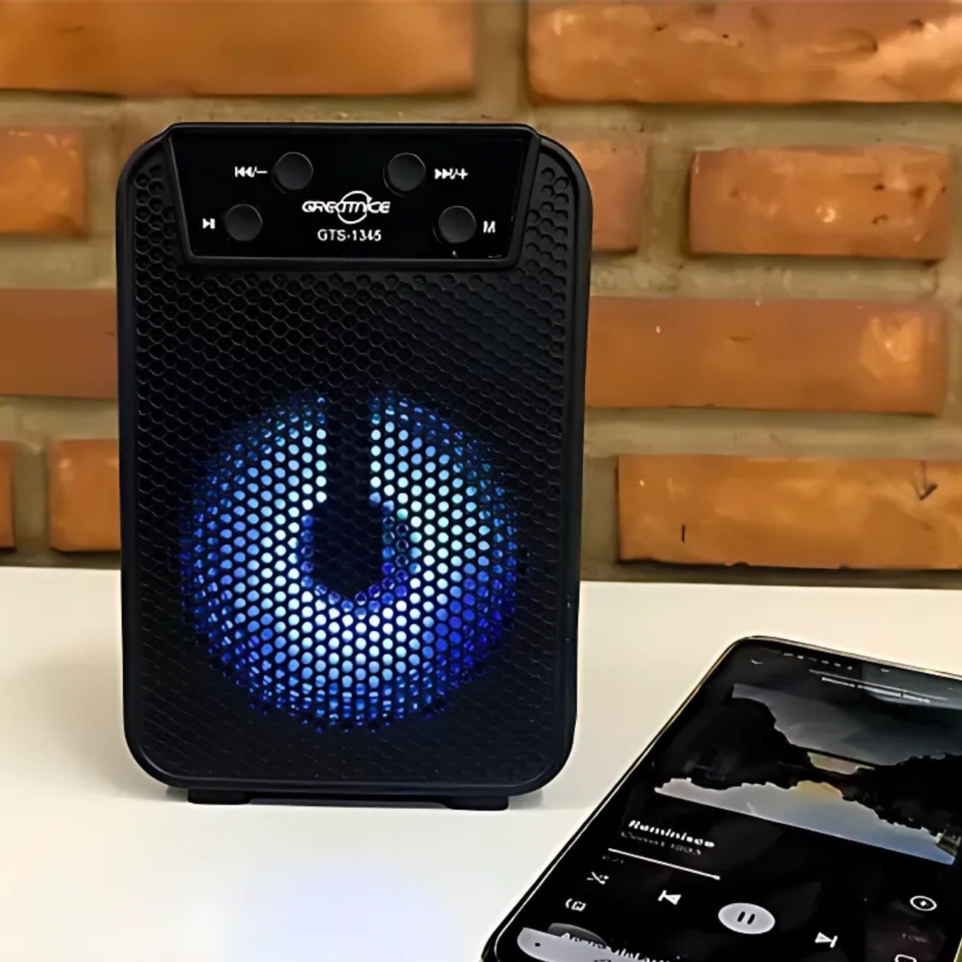 Parlante Portátil GTS-1345 3" Bluetooth con Luces LED y Radio FM